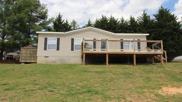 98 Foxfire Ln, Galax, VA 24333