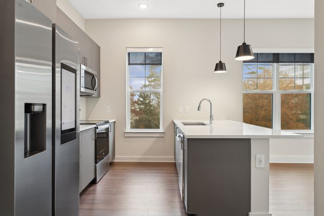 1400 Lake Hearn Dr NE #5-5502, Atlanta, GA 30319