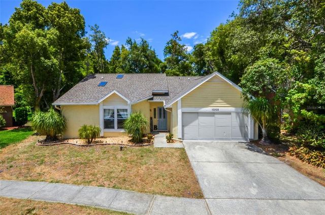 10305 Copperwood Dr, New Port Richey, FL 34654