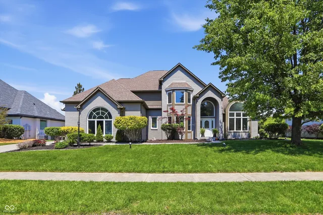 6502 Calais Cir, Indianapolis, IN 46220