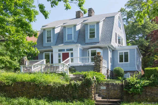 251 Mount Hope Boulevard, Hastings On Hudson, NY 10706