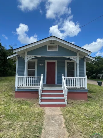 135 N  Sanders St, Nacogdoches, TX 75964