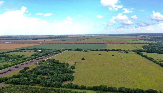 4102 County Road 384, Louise, TX 77455