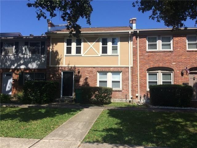 300 Coral Ave #B, Gretna, LA 70056