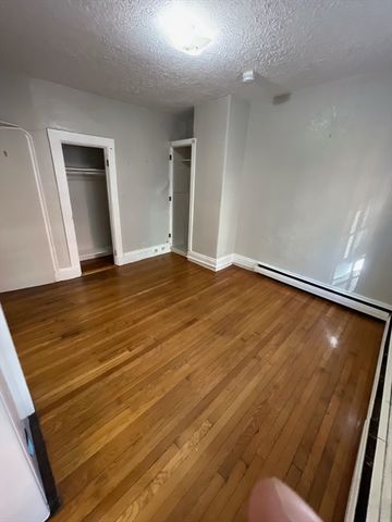 41 Anderson St #23, Boston, MA 02114