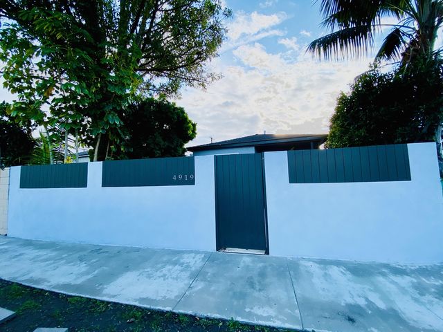 4919 S  Centinela Ave, Los Angeles, CA 90066