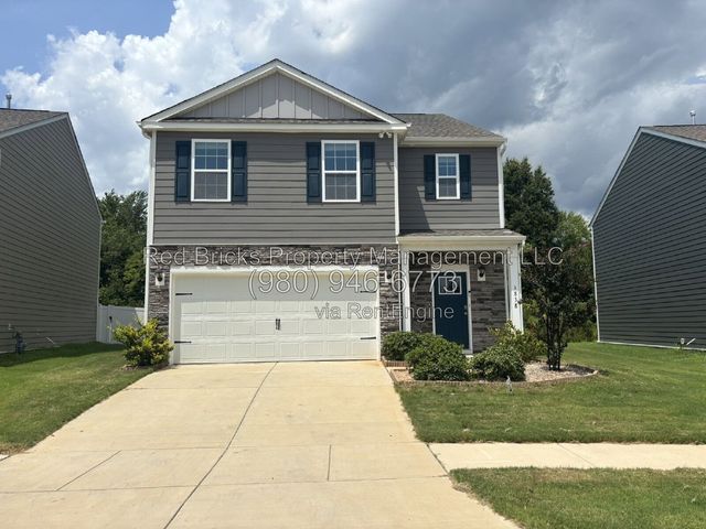 1838 Vanderlyn St, Monroe, NC 28112