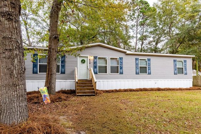 406 Butter Rd, Bonneau, SC 29431