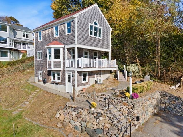 30 Douglas Avenue Ext, Hull, MA 02045