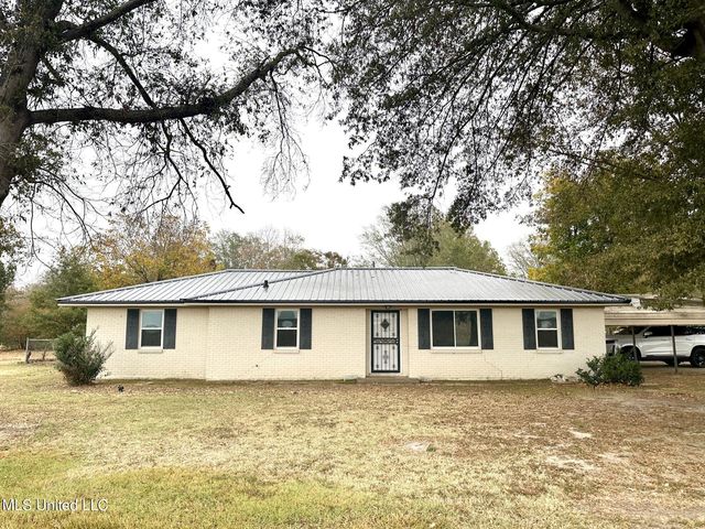 411 Smith Rd, Cleveland, MS 38732