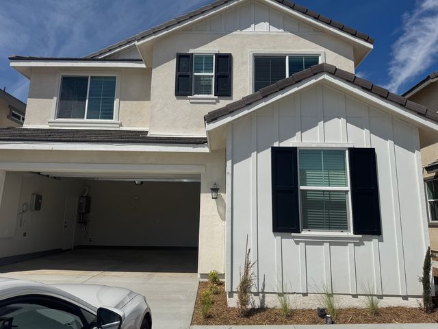 Address Not Disclosed, Highland, CA 92346