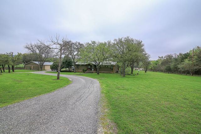 249 Camino Real Rd, Kerrville, TX 78028
