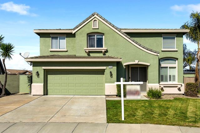 2165 Olympic Ave, Tracy, CA 95377