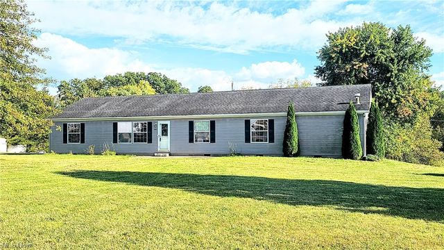 488 Rocky Point Rd, Fleming, OH 45729