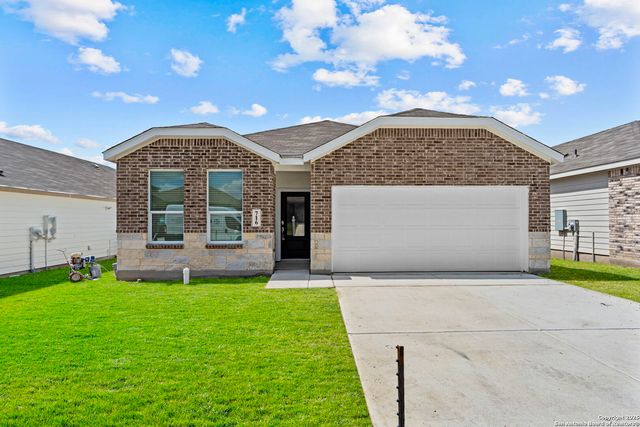 716 Horsetail Ln, New Braunfels, TX 78132