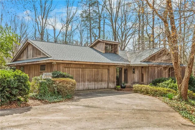 1007 Wickliff Ave, High Point, NC 27262