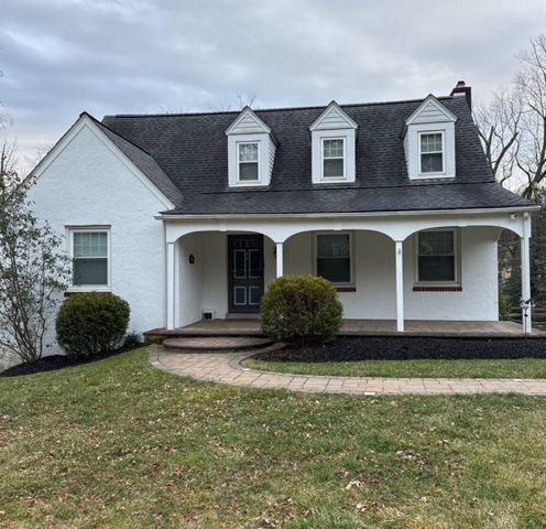 90 Clearview Ave, Huntingdon Valley, PA 19006