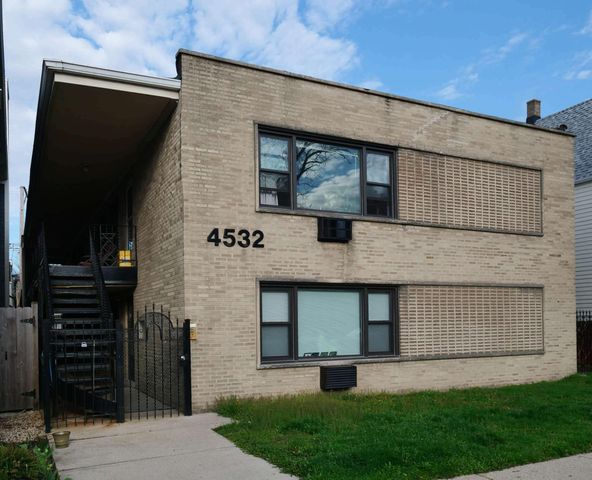 4532 N  Claremont Ave  #2, Chicago, IL 60625