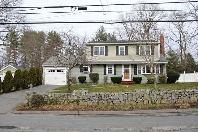 44 Forest St, Braintree, MA 02184