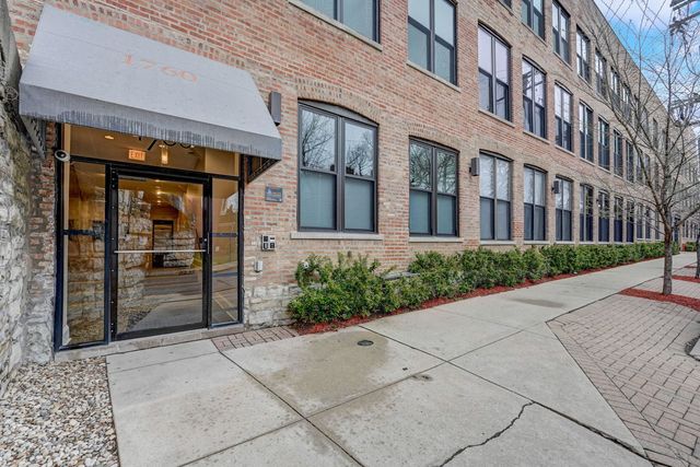1760 W  Wrightwood Ave #313, Chicago, IL 60614