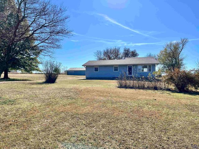 12831 NW 86th St, Rossville, KS 66533