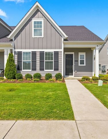 2532 Elmcroft Ave, Murfreesboro, TN 37128