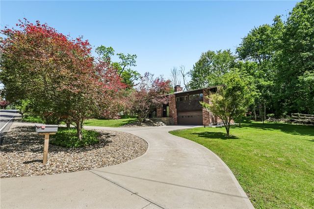 2772 Clearview Rd, Allison Park, PA 15101