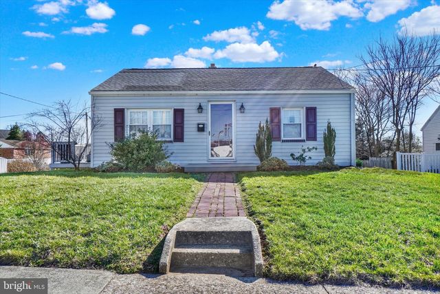 50 E  Girard St, Dallastown, PA 17313