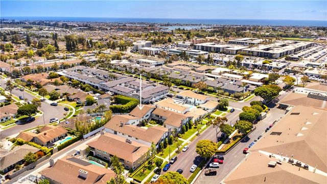 1100 Rutland Rd #12, Newport Beach, CA 92660