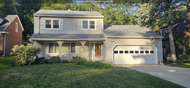 3005 Valley Dr, Sioux City, IA 51104