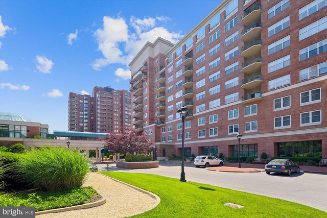 3801 Canterbury Rd #817, Baltimore, MD 21218