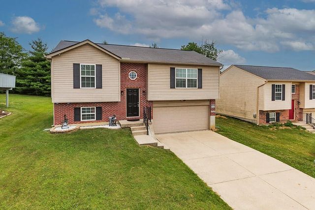 9124 Susie Dr, Florence, KY 41042