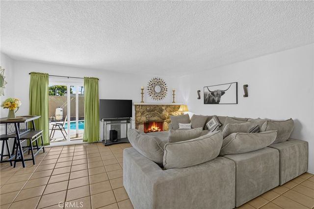 16634 Blackhawk St, Granada Hills, CA 91344