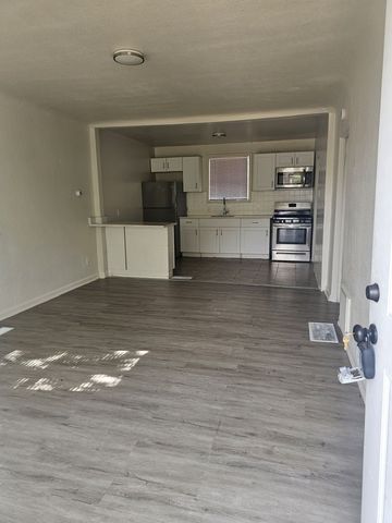 11713-11715 E  17th Ave #11713, Aurora, CO 80010
