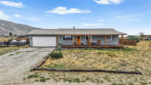 769 Wolcott Dr, Spring Creek, NV 89815