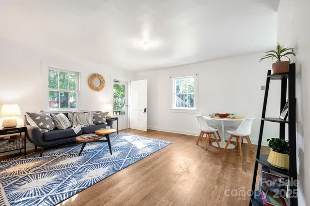 69 Branning St, Asheville, NC 28806