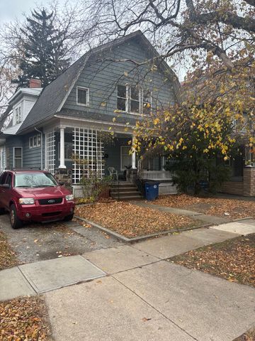 1314 W  89th St, Cleveland, OH 44102