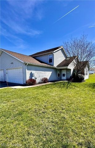 4242 Pine Dr, Rootstown, OH 44272