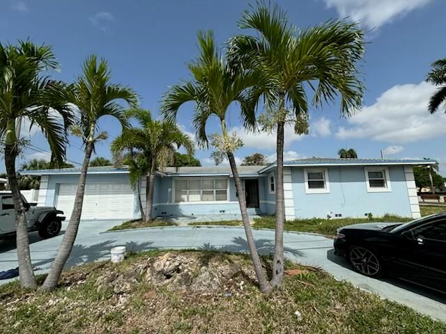 1209 N Australian Avenue, West Palm Beach, FL 33401