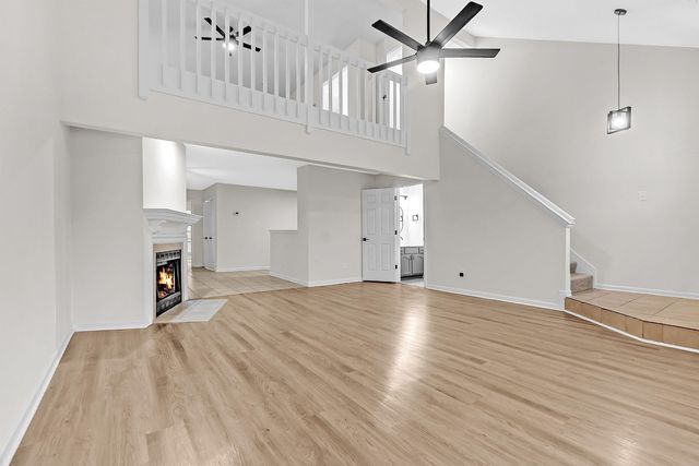 1671 Oaken Bucket Dr, Cordova, TN 38016