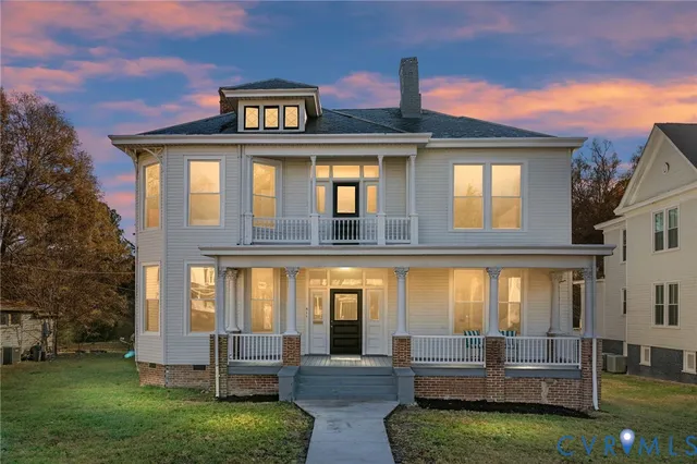 511 S  Main St, Blackstone, VA 23824