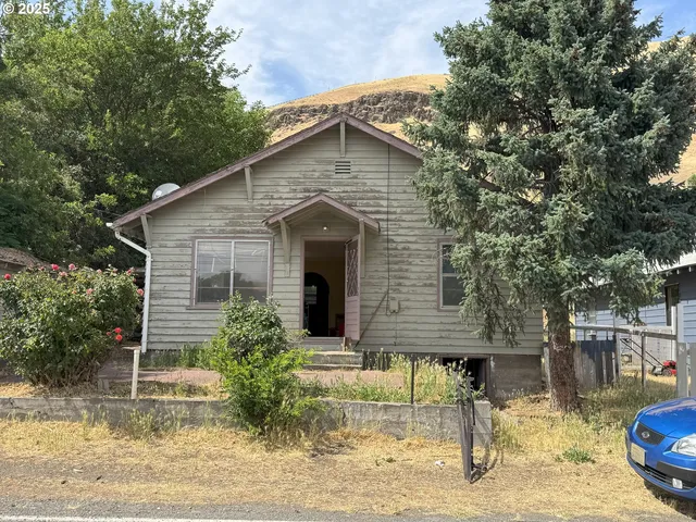 115 Main St, Wishram, WA 98673