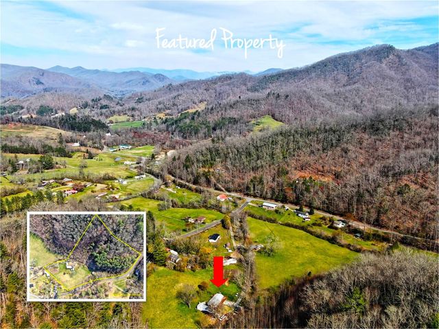 138 & 152 Creekside Dr, Cullowhee, NC 28723