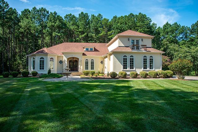 14549 Foxford Ln, Glen Allen, VA 23059