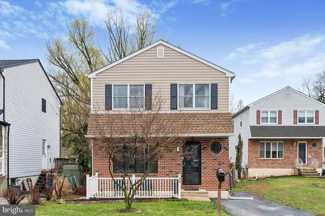 22 E  Belair Rd, Ridley Park, PA 19078