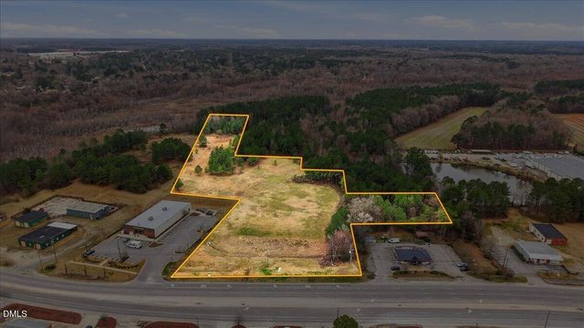 429 W  Market St, Smithfield, NC 27577