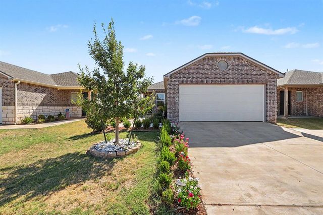 11616 Annette Dr, Yukon, OK 73099