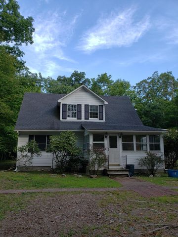 Address Not Disclosed, Saugerties, NY 12477