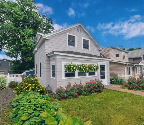 131 George St, East Haven, CT 06512