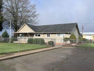 220 E  18th Ave, Junction City, OR 97448